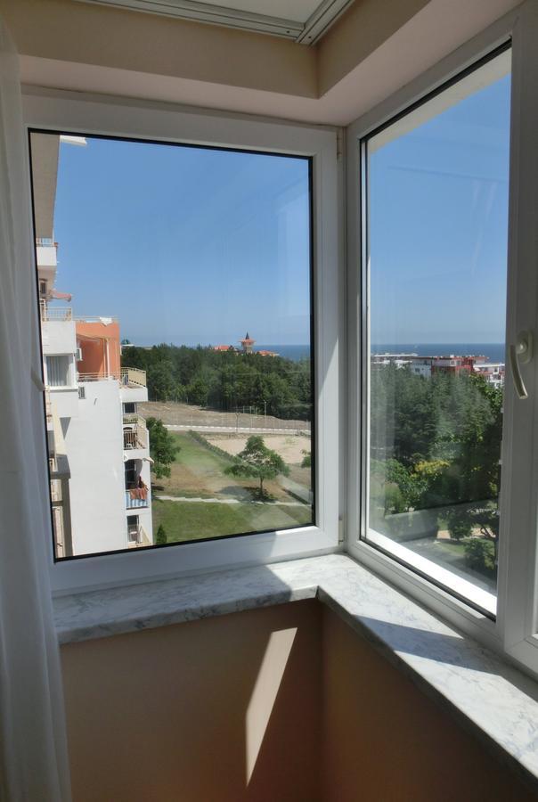 Sea View Crown Apartment On Complex With Pools And Beach, 스베티 블라스 외부 사진